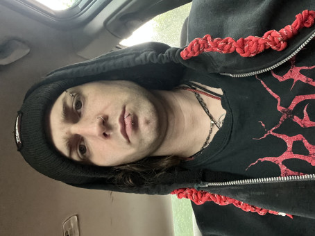 Jlee, 35, United States