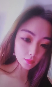 Vicky, 25, Singapore