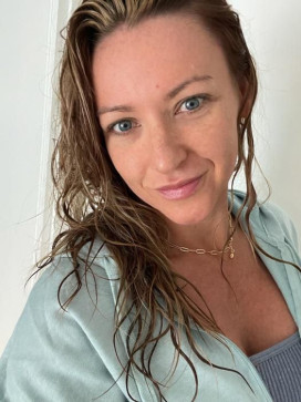 Gloria, 37, United States