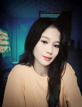 Maricel Comeda, 18, Philippines