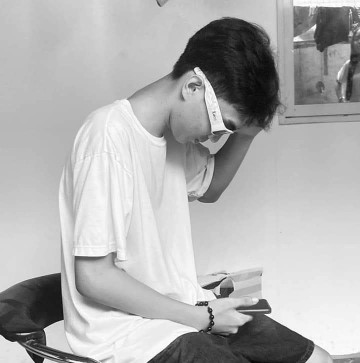 Jay Tannagan, 18, Philippines