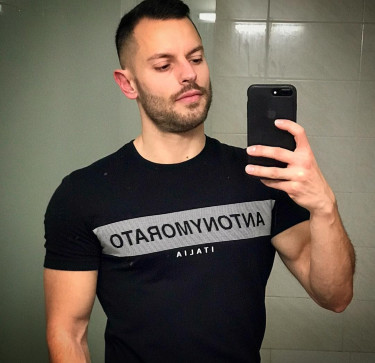 JT, 49, Australia