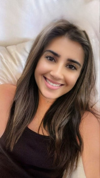 Anna Ayeers, 30, United States