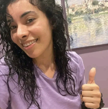 Hannah, 33, Canada