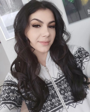 Nappi Val, 31, United States