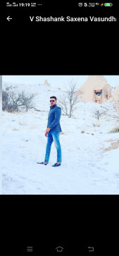 Robin, 40, India