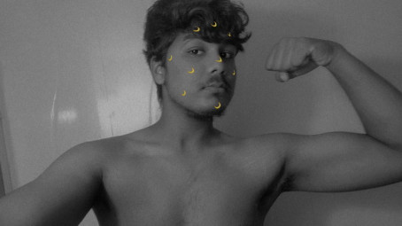 Ismail, 18, India