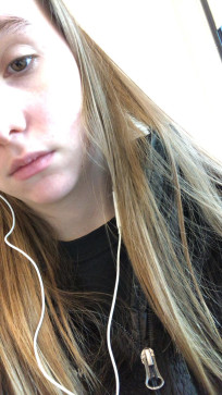 Katie, 18, United States