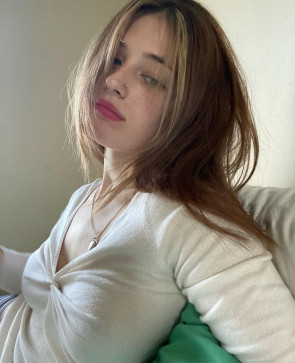 Anastasia, 20, Italy