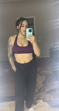 Grace Gbenkz, 32, United States