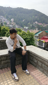Sk NIzamuddin, 22, India
