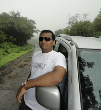 Nik, 33, India