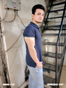 Zaid, 26, India