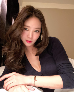 Seraphina, 34, United States