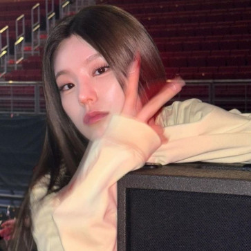 Yezyizmine, 18, United States