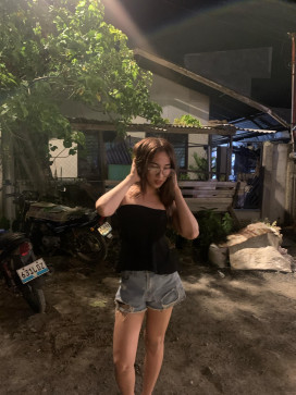 Annabelle Mangadlao, 18, Philippines