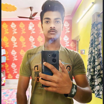 Sumit Das, 18, India