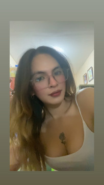 Luna Smith, 18, Philippines