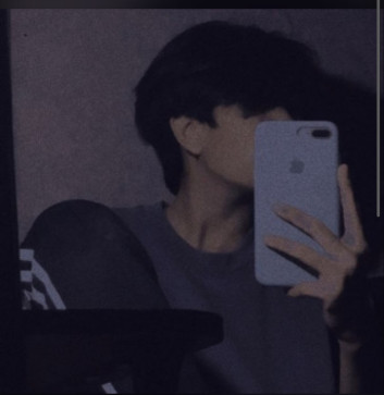 Reoo, 18, India