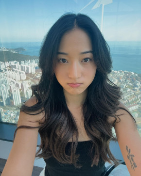 Vivien, 34, United States