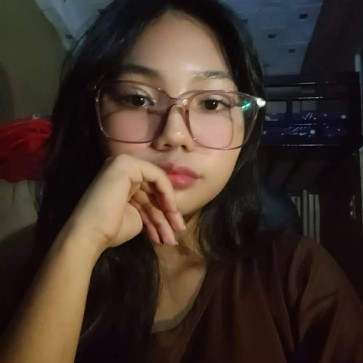Looshie, 18, Philippines