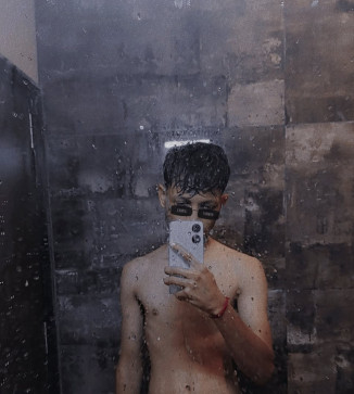 Divine, 19, India