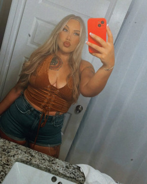 Nancy Brown, 30, United States