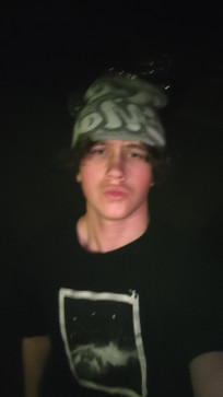 Toumy, 18, Canada