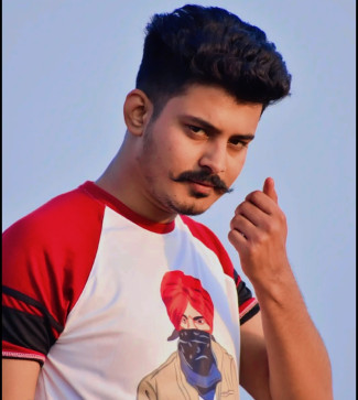 Chahat, 24, India