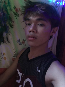 Christine, 19, Philippines