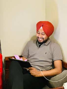 Tom, 30, India