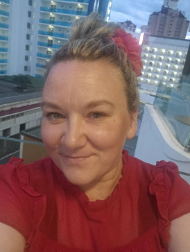 Kate38here, 38, United Kingdom