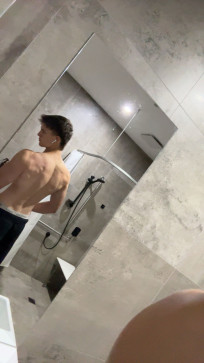 Lucas, 21, Australia