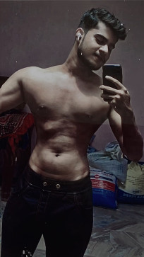 Snapiiii, 24, India