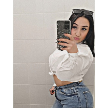 Anna, 18, Hungary