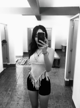 Celine, 18, Philippines