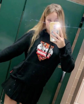 Amyyy, 18, United Kingdom