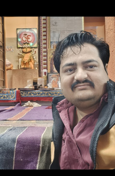 Sanjay Puri, 31, India