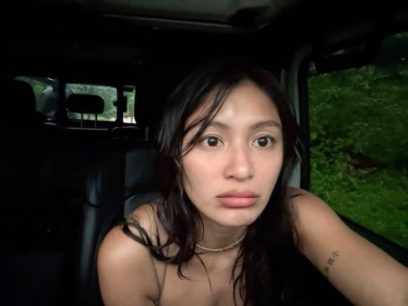 Xie, 18, Philippines