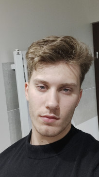 Gaspard, 23, Poland