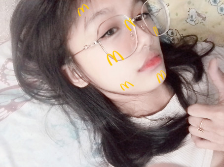 Aella, 19, Philippines