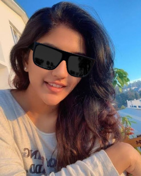 Sara, 22, India