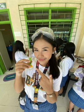 J, 18, Philippines