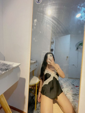Gabby, 18, Canada