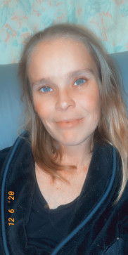 Allyson, 43, Australia