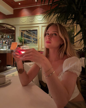 Caroline Zalog, 30, United States