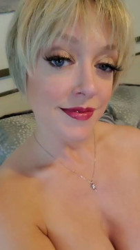 Dee Williams, 41, United States