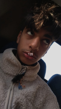 Yasser, 18, Sweden
