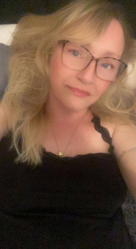 LindaCurley, 45, United States