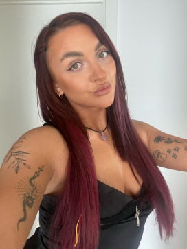 Maddie, 29, United States